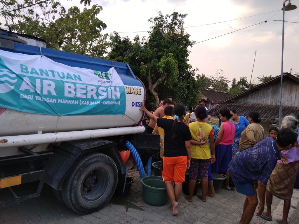 Yayasan Mannah Sumbang Air Bersih Untuk Warga